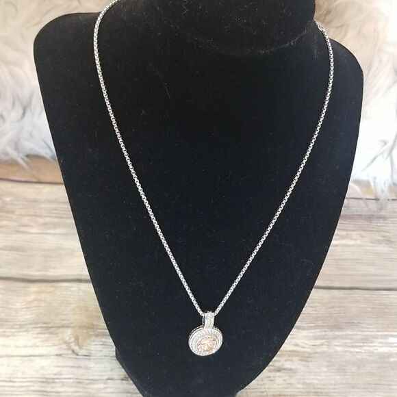 Silvertone Pendant Necklace With Topaz Colored Stone - Picture 4 of 8